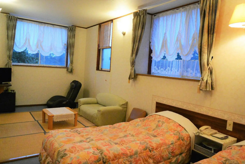 Izu Kogen Umi no Mieru Kogen no Auberge Parterre
