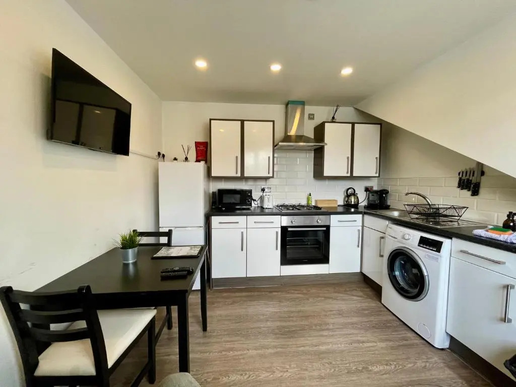 Spacious 1 Bed Apartment In The City Centre