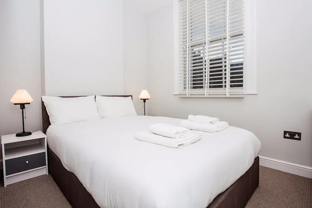 Regents Park Hotel