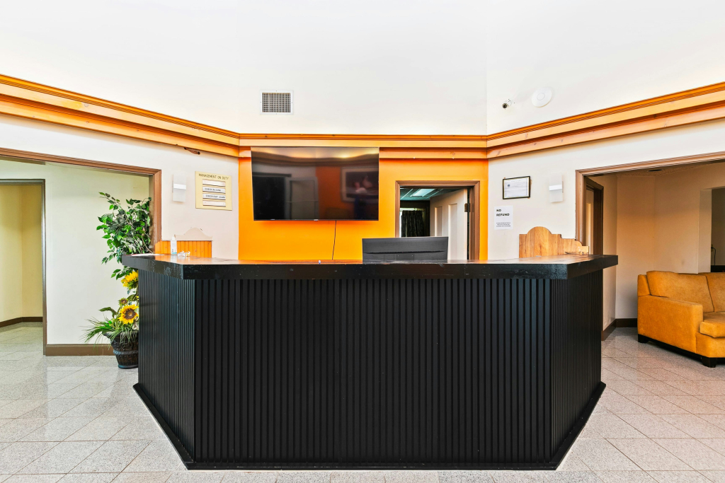 Howard Johnson by Wyndham Hattiesburg