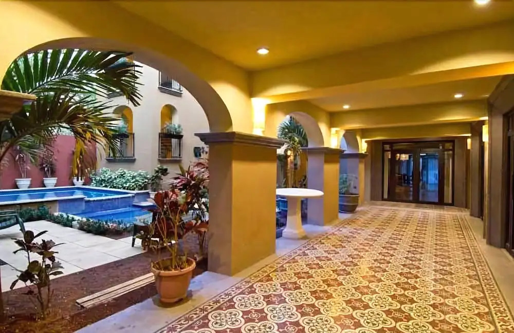 Tamarindo Mango condominiums