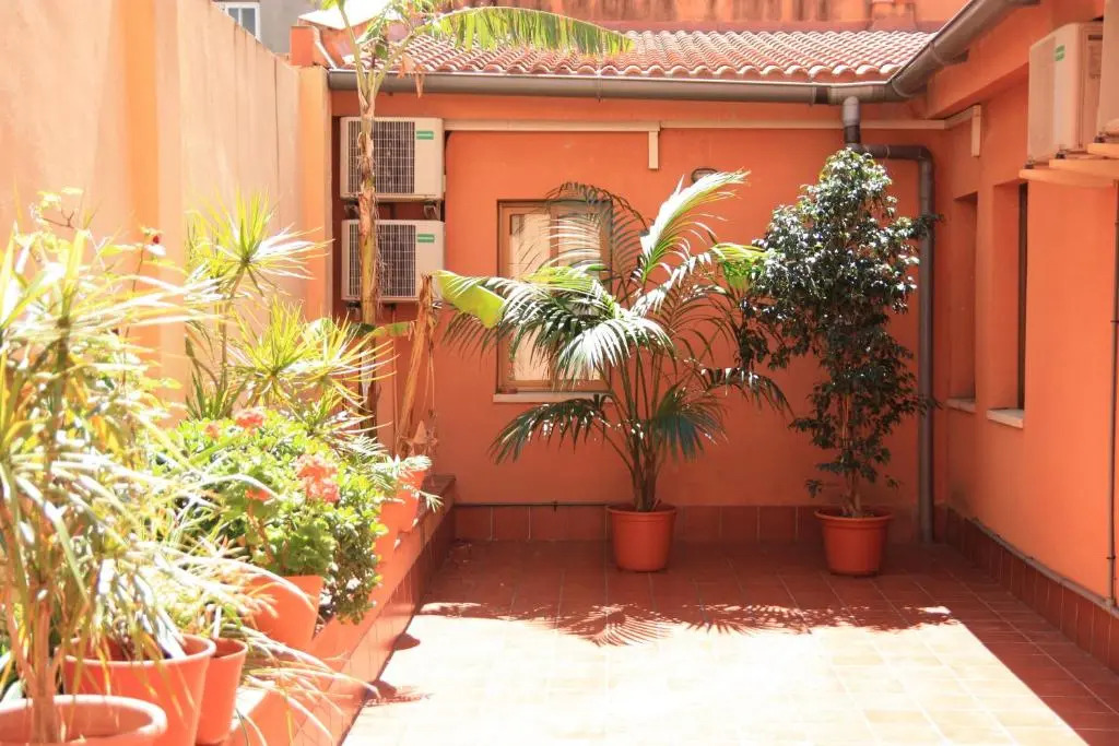 Hostal Baler