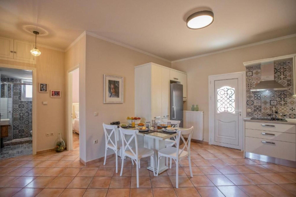 Dina Apartments Argostoli