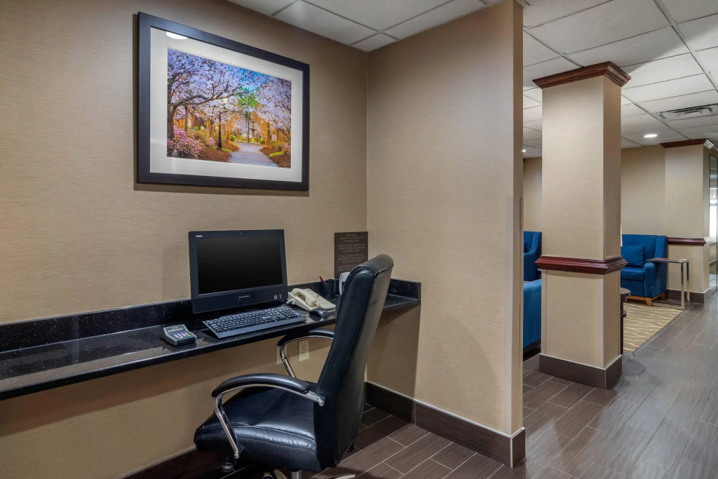Comfort Suites Woodstock - Atlanta North