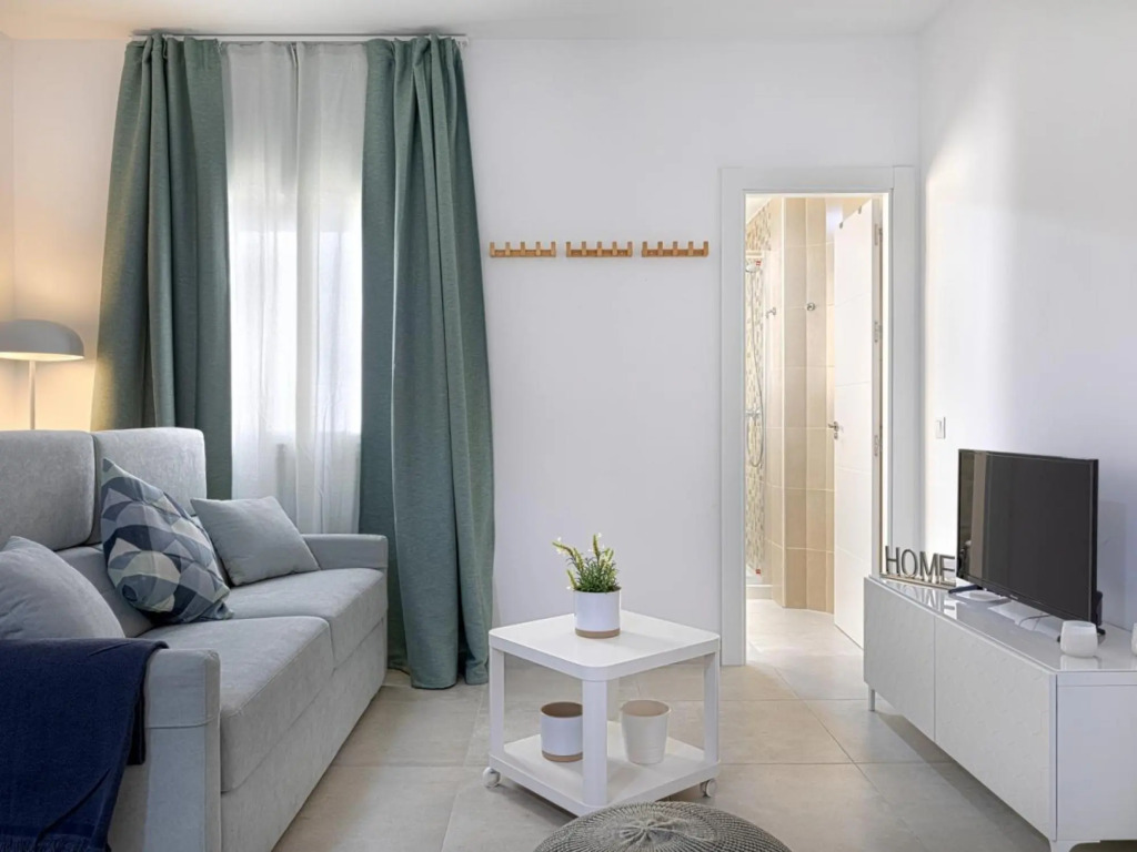 HOMEABOUT Juan de Austria 2C