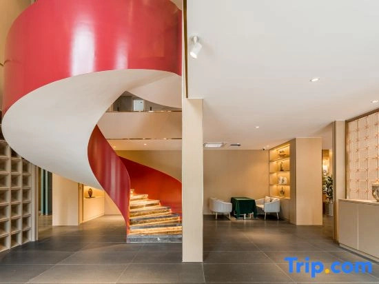 Rezen Hotel (Suqian Wanda Plaza Xiangwang East Road Branch)