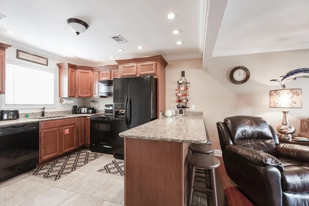 Central Destin Condo Next to Beach by RedAwning