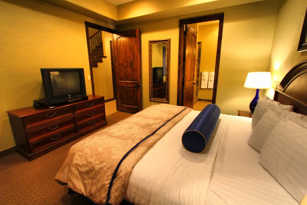 Canyon Villas at Coral Ridge
