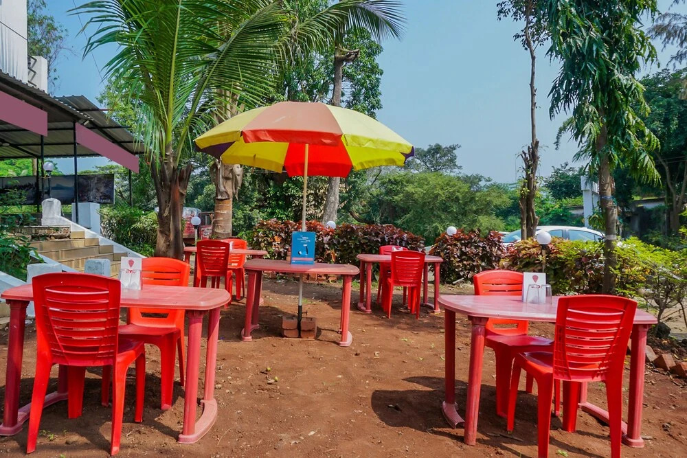 OYO 18815 Bhushan Residency