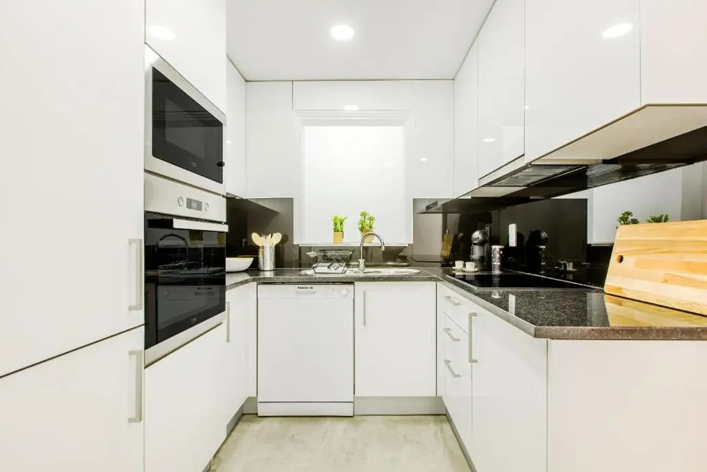 Espinho Beach 4 Stays Apartment