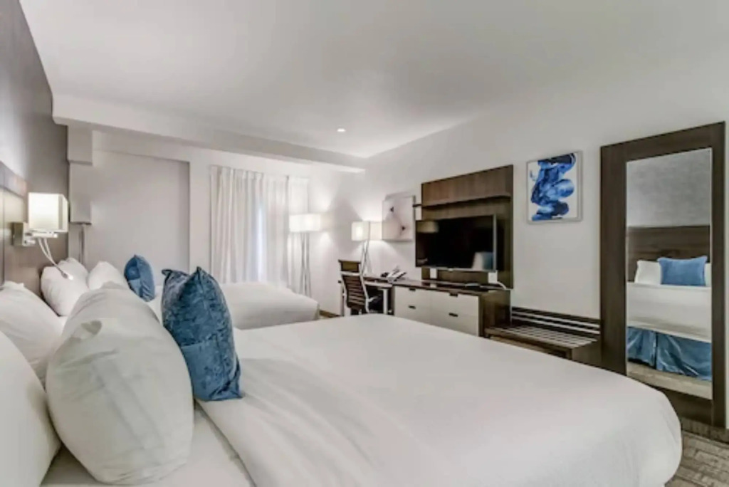 EST Hotel