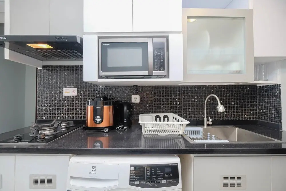 Spacious Combine Unit 1Br with Extra Room Apartment at H Residence