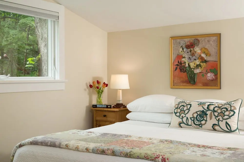 The Woodstock Inn on the Millstream