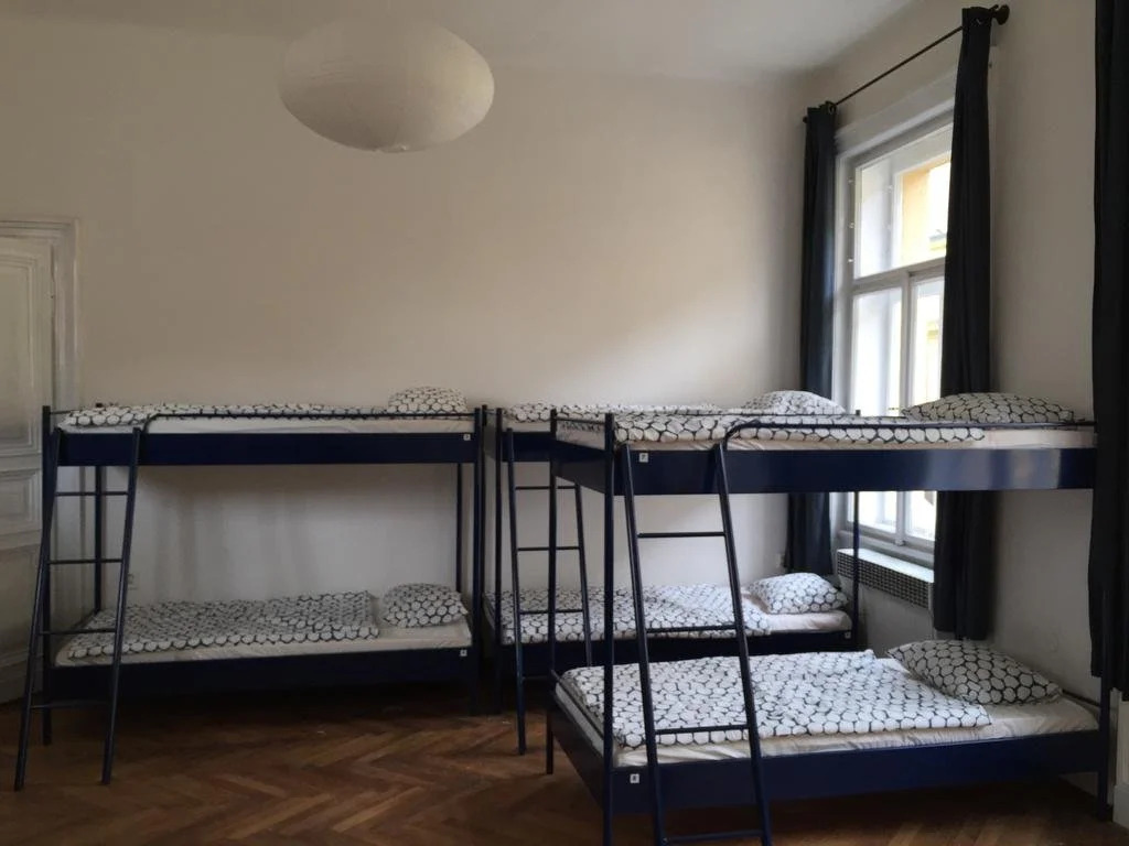 Cosmopole Hostel