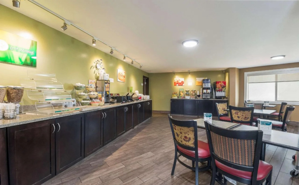 Quality Inn & Suites Portland Airport