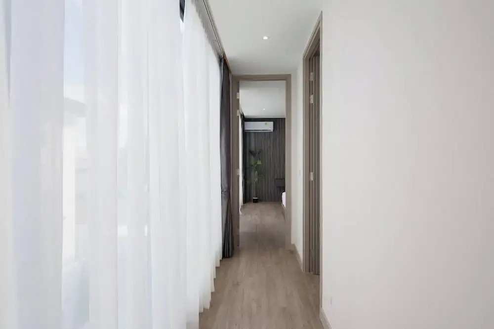A9 Airport Modern Pool Villa
