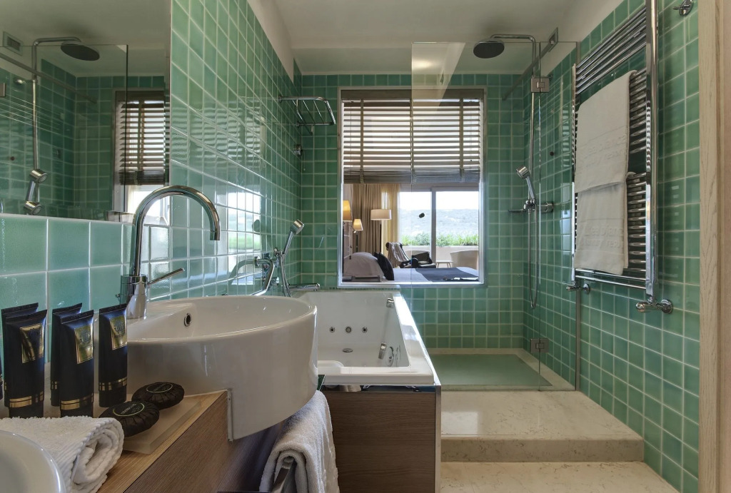 LEa Bianca Luxury Resort