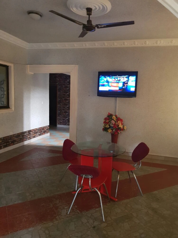 Dlor Suites Hotel