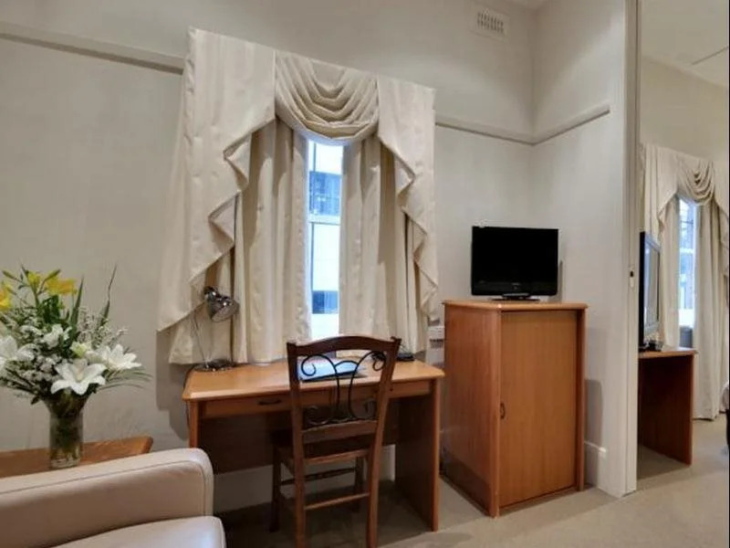 Hotel Charsfield Melbourne