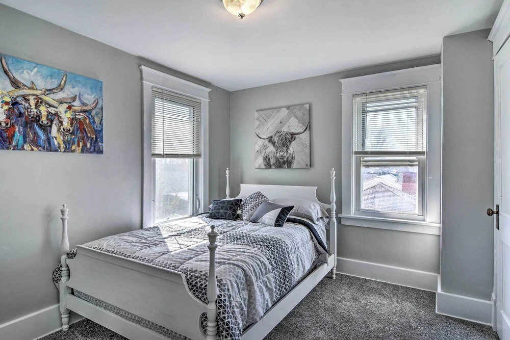 Dog-friendly Home ~ 14 Mi to Highmark Stadium