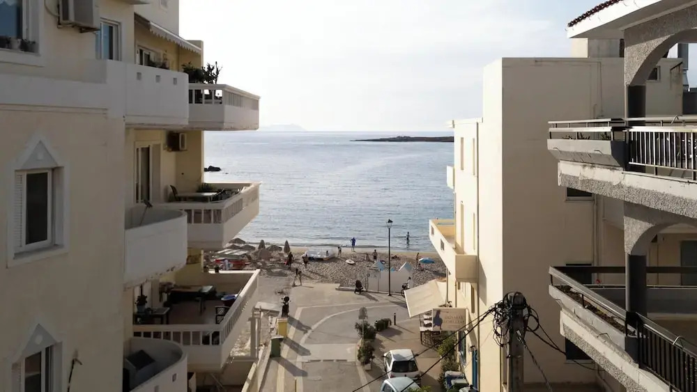 Niman Beachside Apartments