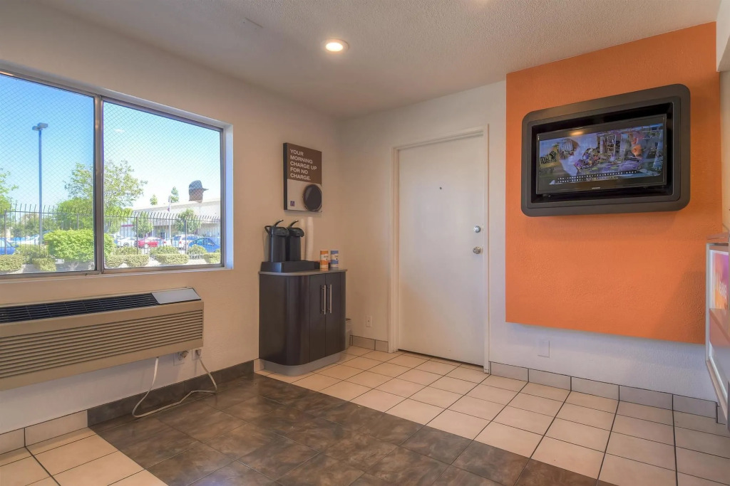 Motel 6-San Bernardino, CA - South