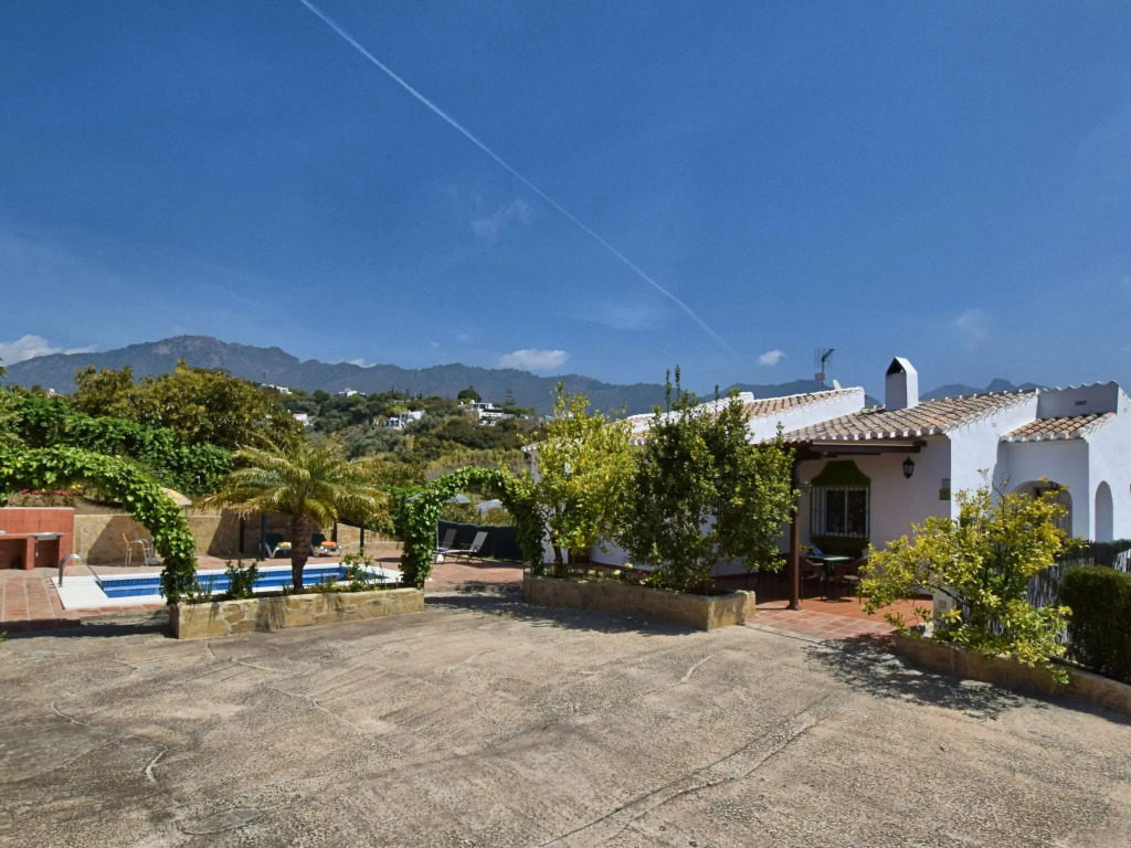 Lopera Cave Apartment with View