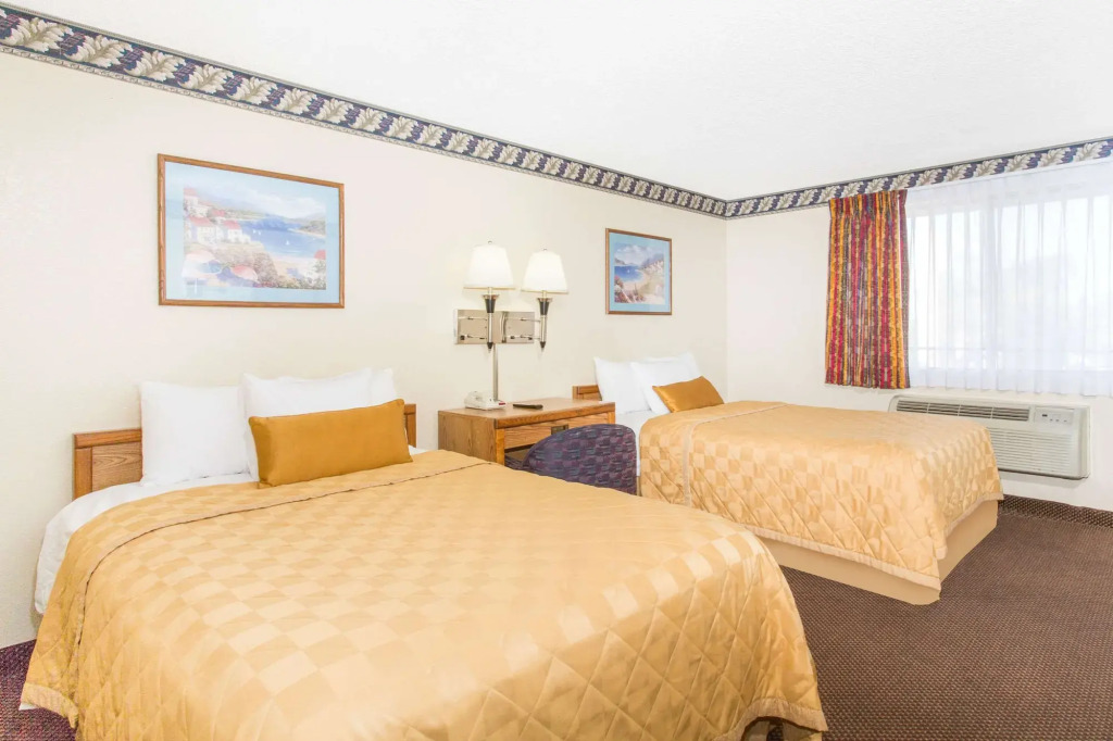 Knights Inn Madera