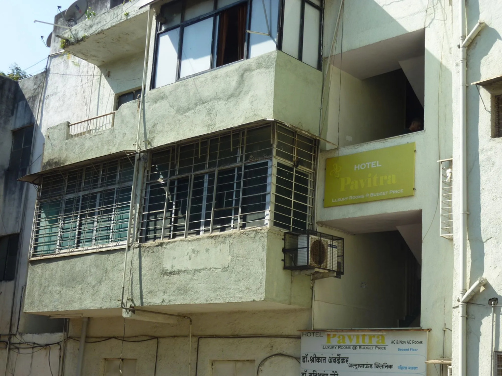 Hotel Pavitra