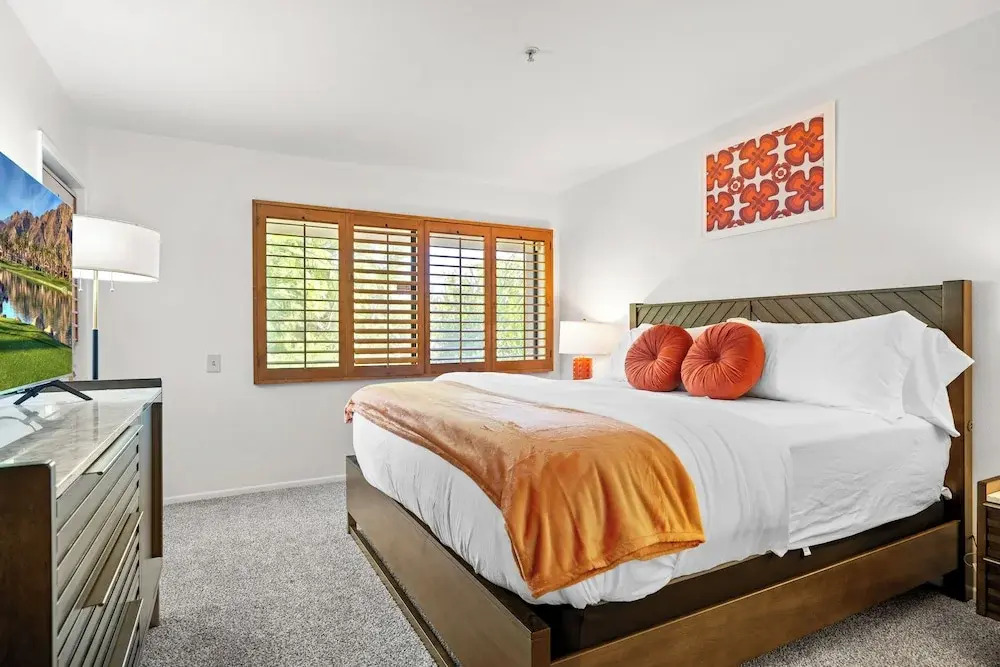 Plaza Villas 615