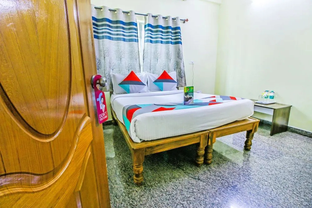 Sri Sai Suites By FabHotel
