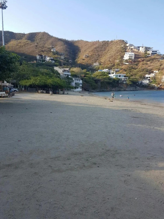 Hostal Dumbira