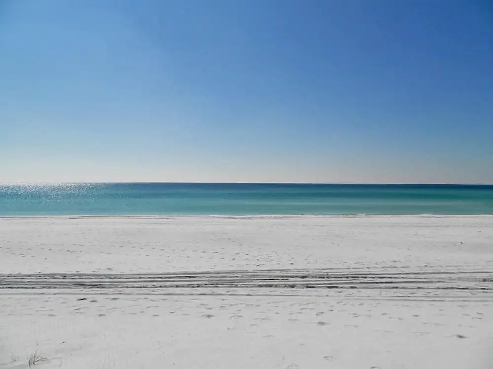 Commodore's Retreat #205 by Southern Vacation Rentals