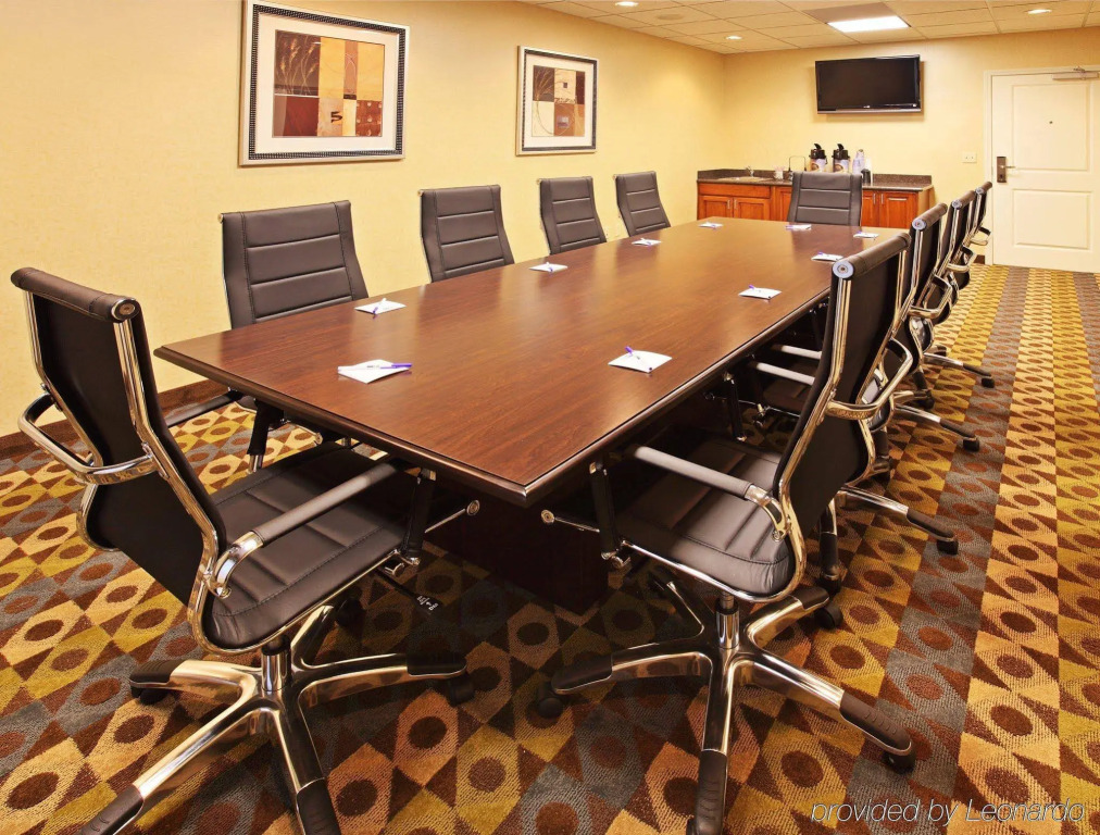 Holiday Inn Express & Suites Searcy by IHG