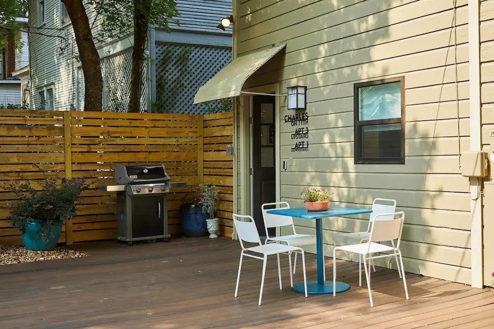 Charles on 11th - Beautifully Restored Historic Southside Home Walkable Perfect for Groups