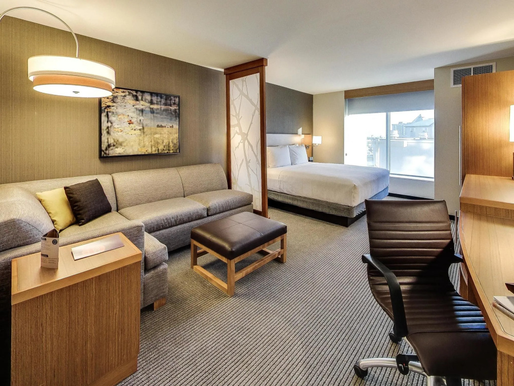 Hyatt Place Edmonton West