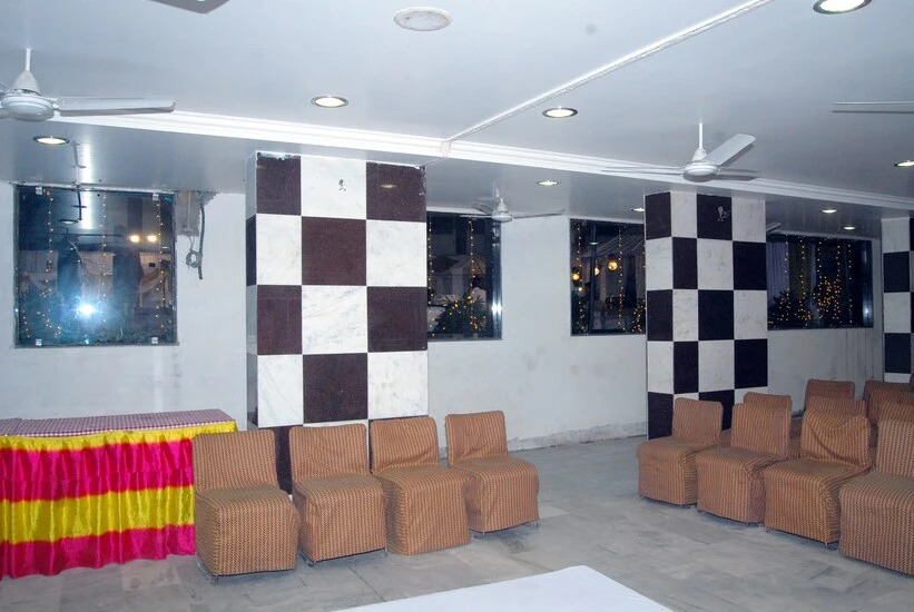 Hotel Bhawna Palace