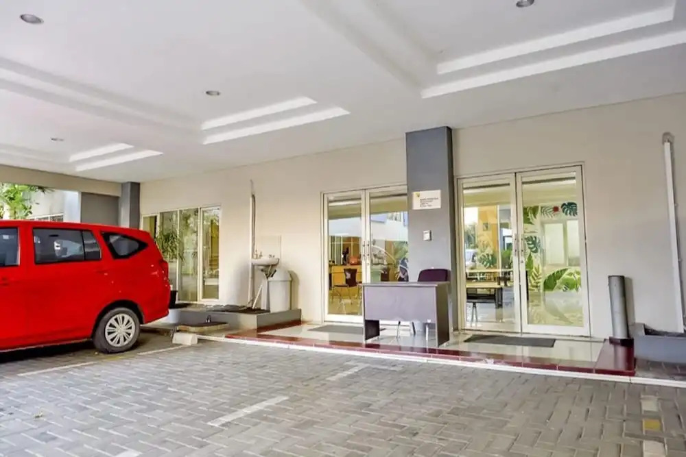 OYO Life 93383 Wisma Kencana Puteri