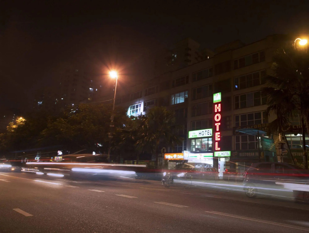 One Avenue Hotel
