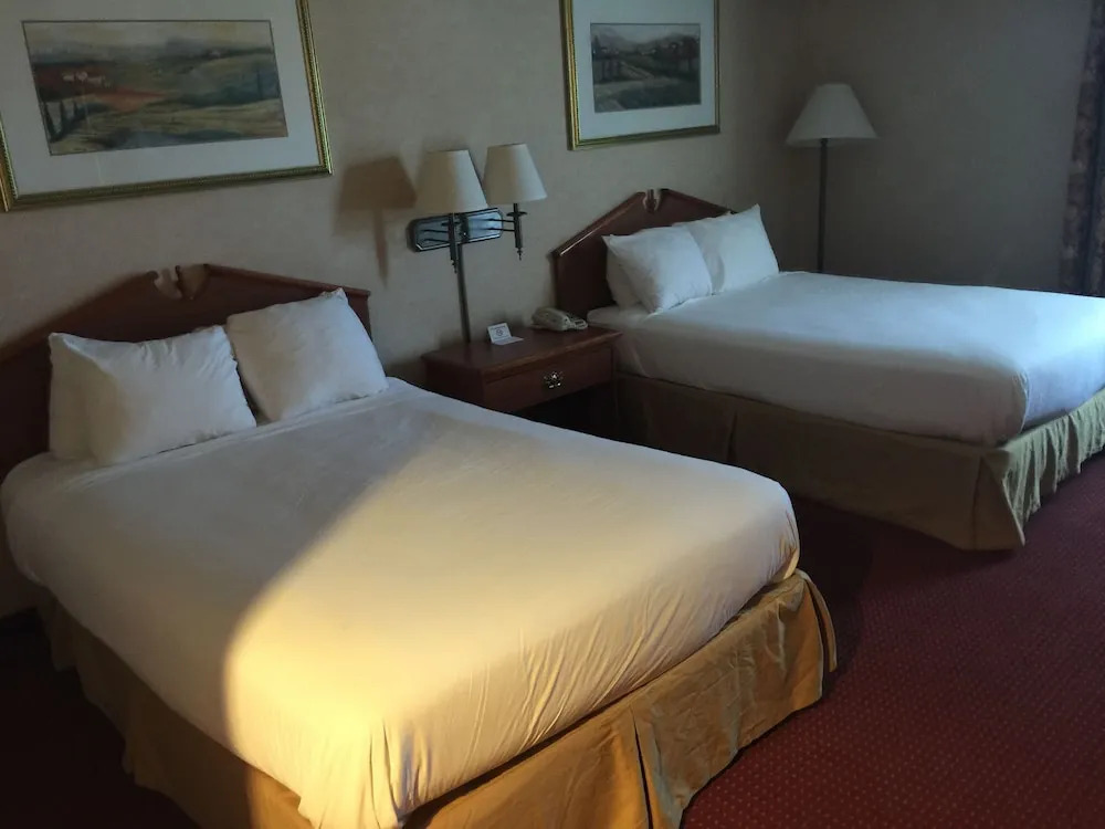 Fredericksburg Hill Country Hotel