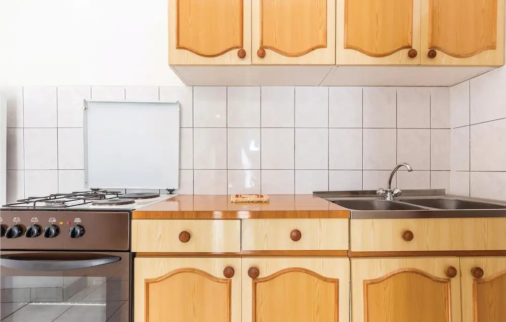 Nice Home in Zubovici With Wifi and 2 Bedrooms