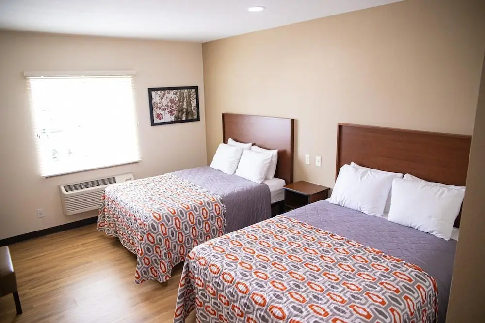 White House Suites