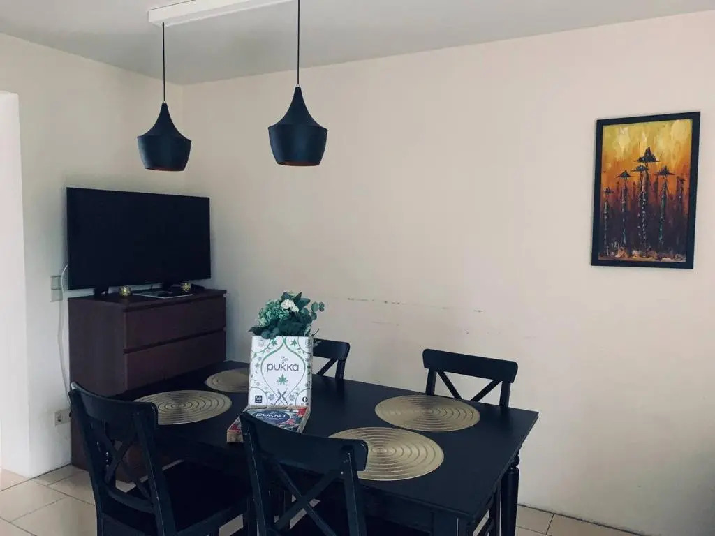 Schöne Ferienwohnung mit großem Garten und Terrasse, #3