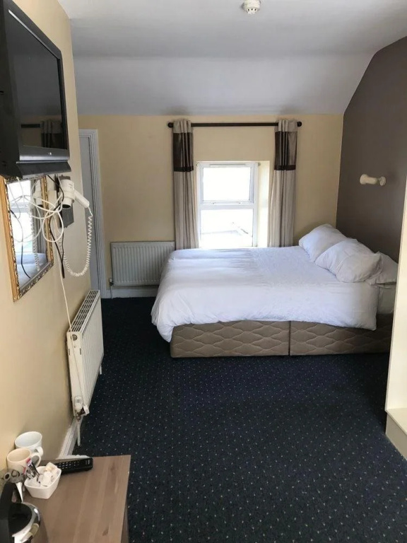 McCauls Bar & Guesthouse