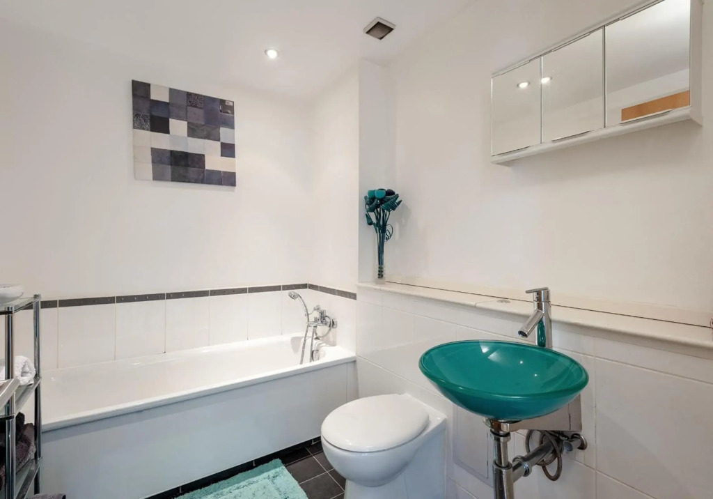 The Metropole Residence