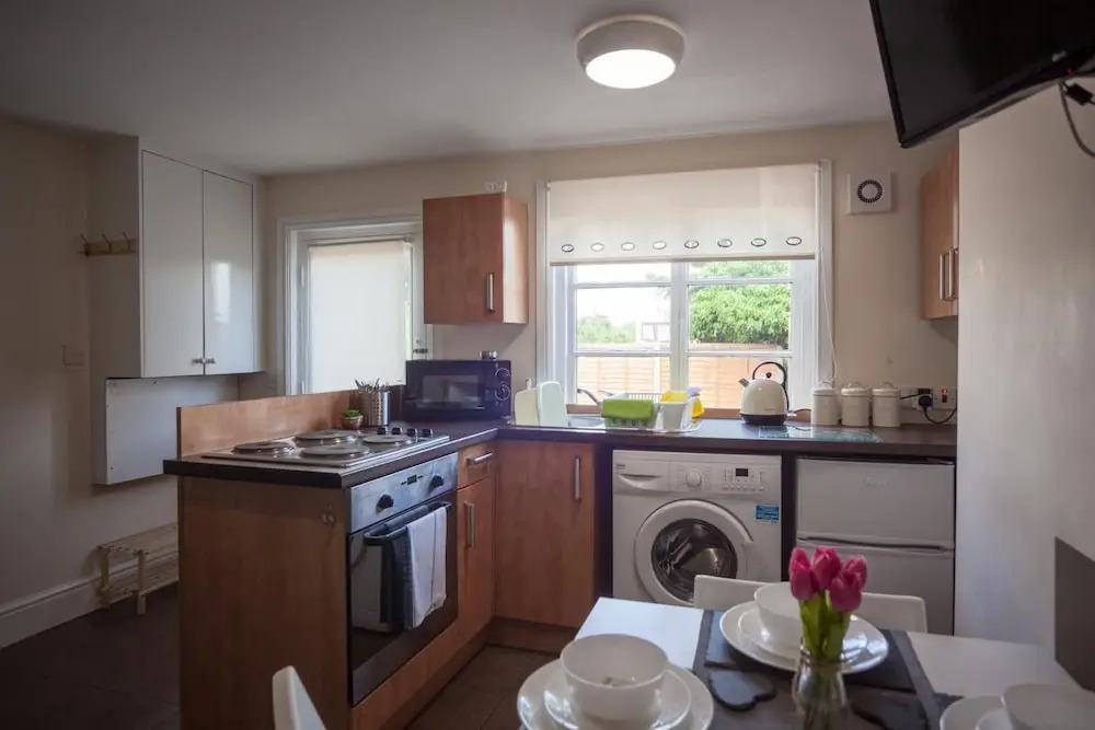 1 Willows Apartment