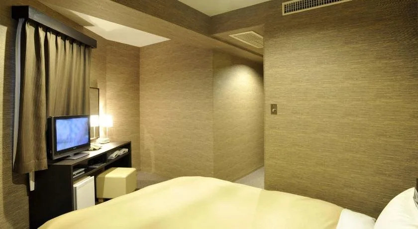 Nishi Akashi Rincarn Hotel