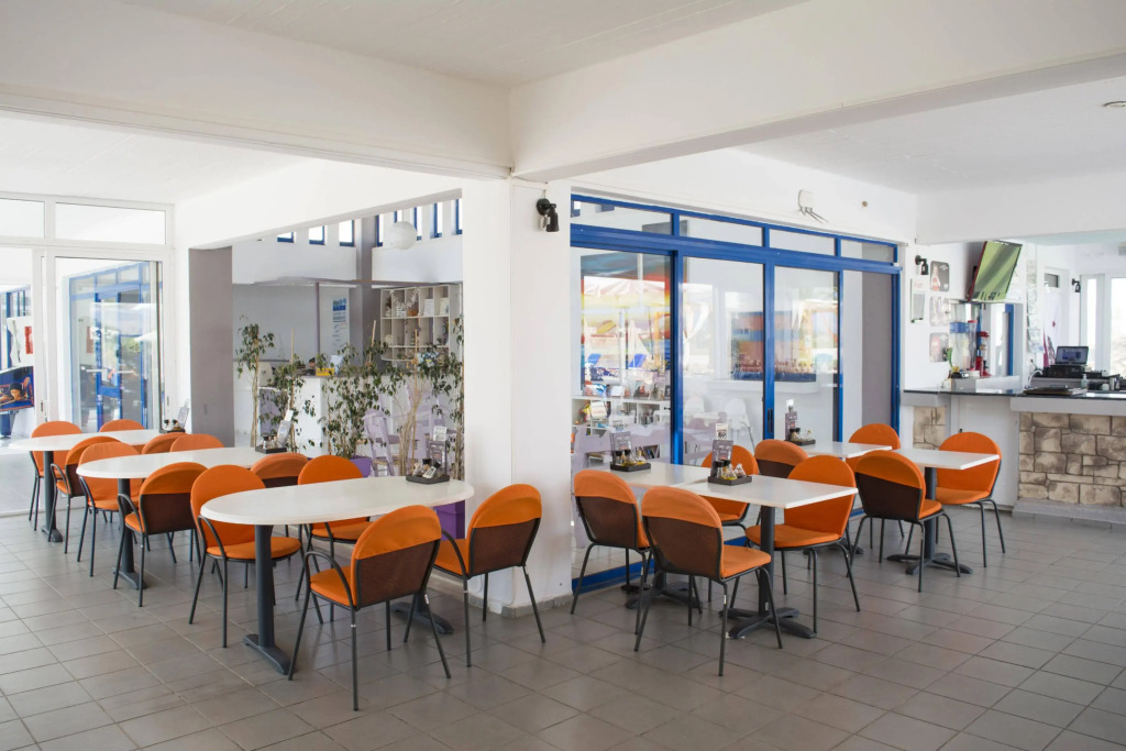 Bouradanis Art Hotel