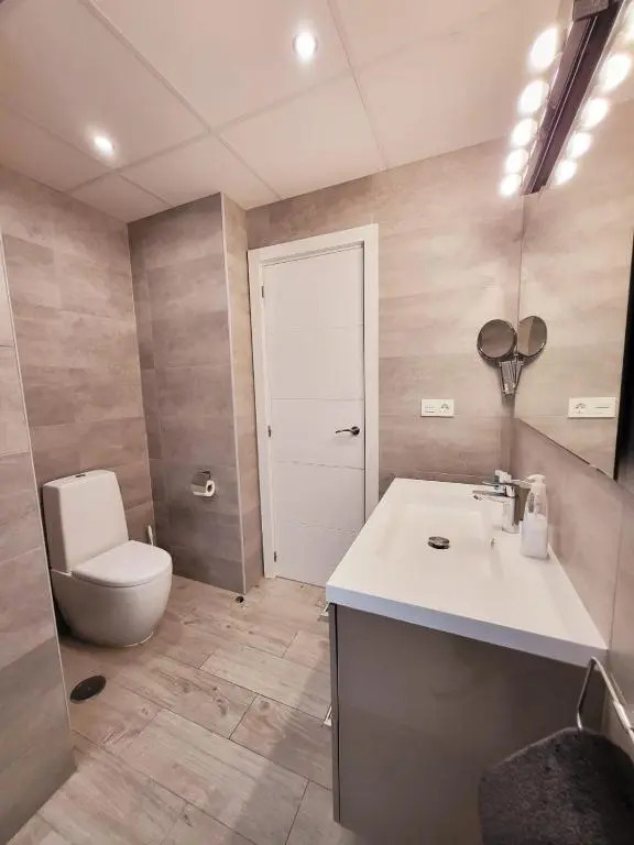 Stylish 3 Bedroom Penthouse in Marbella Centre with Large Pool close to the Beach