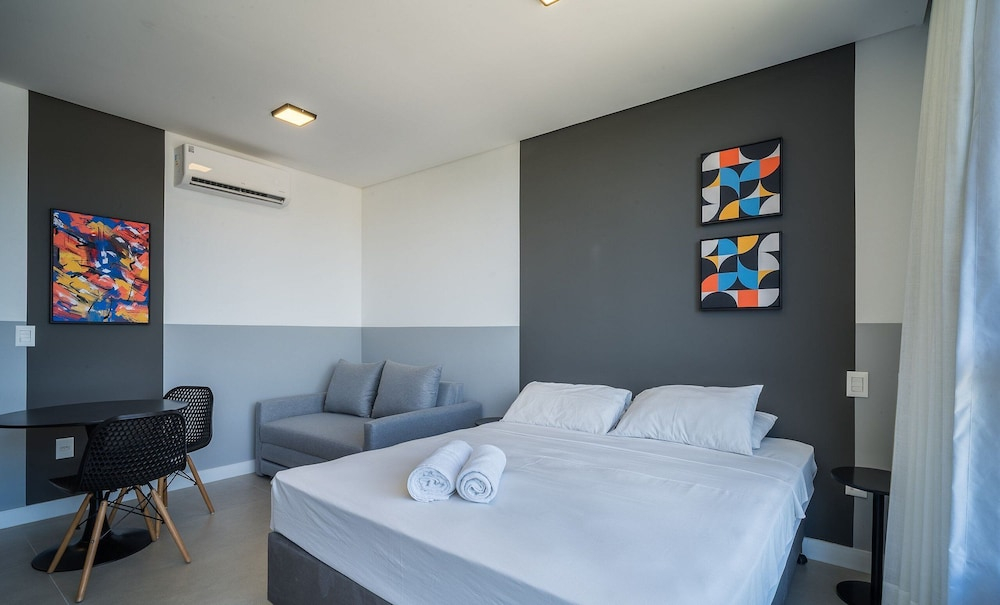 Studios in Condo w/ Pool 150m From the Beach in Jurere - PTE
